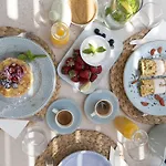 Ξενοδοχείο με διαμερίσματα Hide Out Μυλοπότας