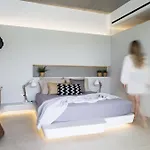 Hide Out Μυλοπότας