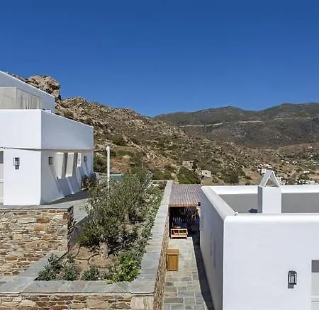 Hide Out Apart-hotel