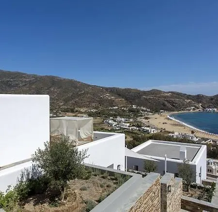 Hide Out Mylopotas