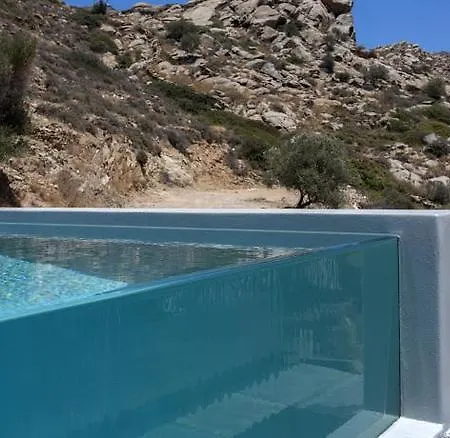 Hide Out Mylopotas