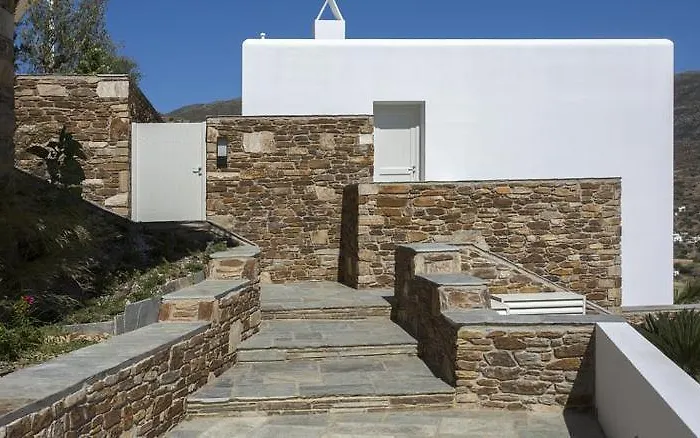 Hide Out 4* Μυλοπότας