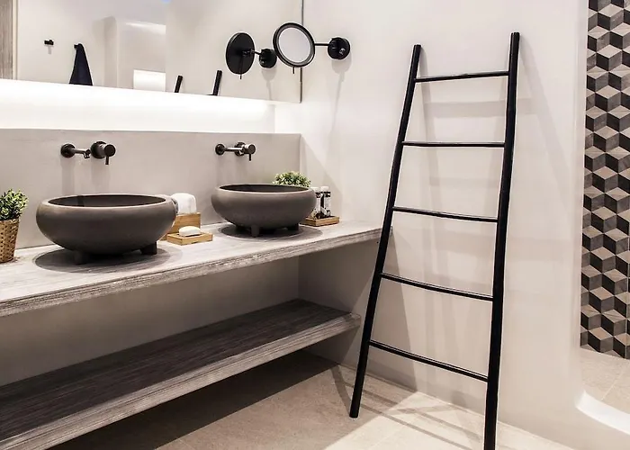 Hide Out 4* Μυλοπότας