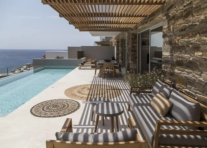 Aparthotel Hide Out 4*